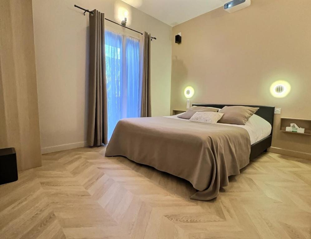 Appart Hotel Cinéma Perpignan — 2