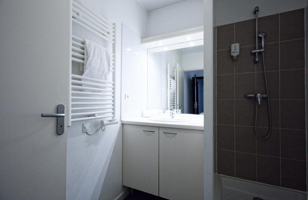 Appart-Hôtel Mer & Golf City Perpignan Centre — 3