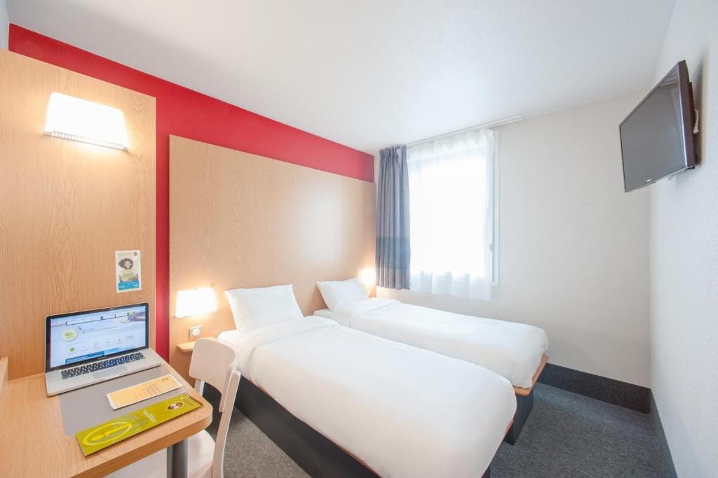 B&B HOTEL Perpignan Sud Marché International — 5