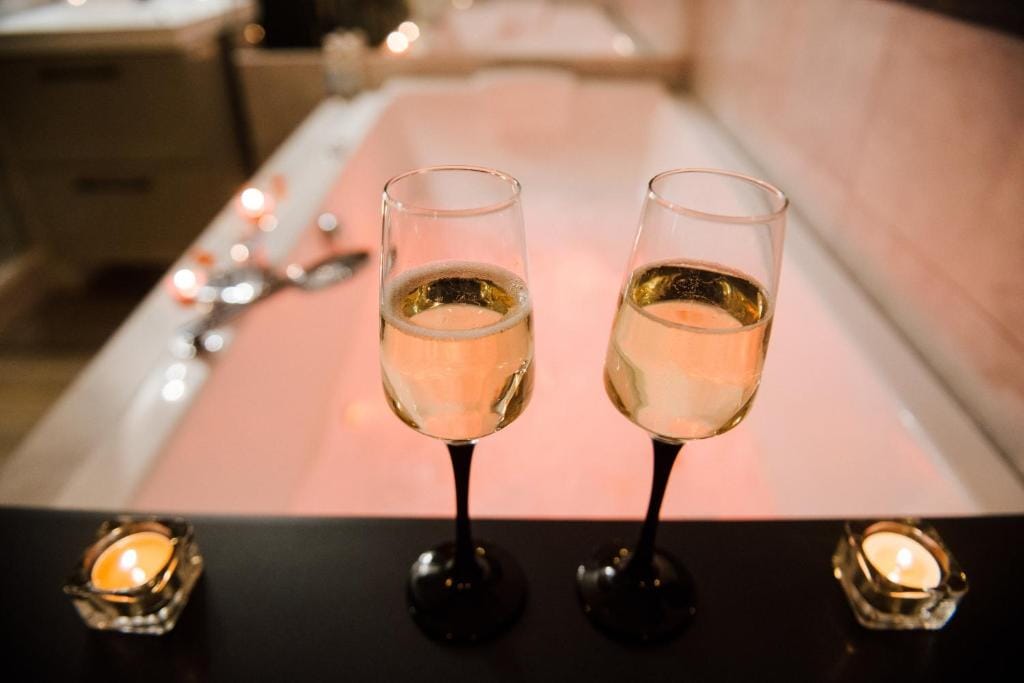 La Suite Romantique avec Jacuzzi au Cœur de Perpignan — 4