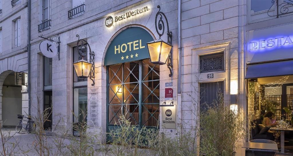 Best Western Plus Poitiers Centre Le Grand Hotel — 3