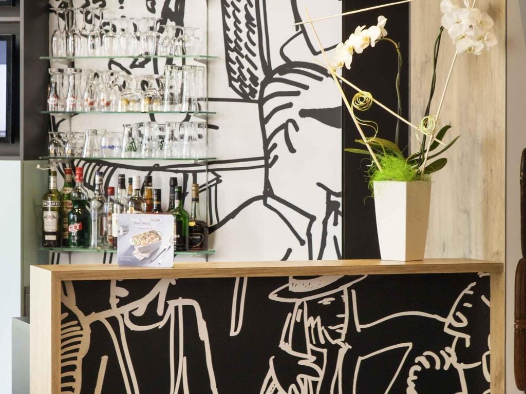 ibis Poitiers Centre — 4