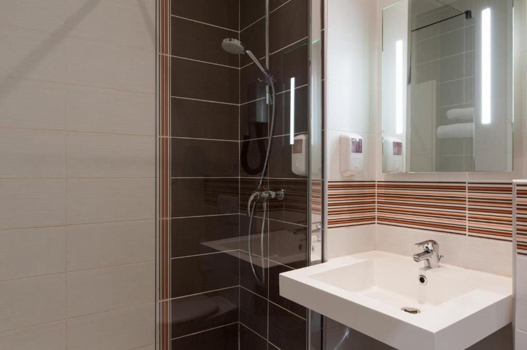 The Originals City, Hôtel Continental, Poitiers — 3
