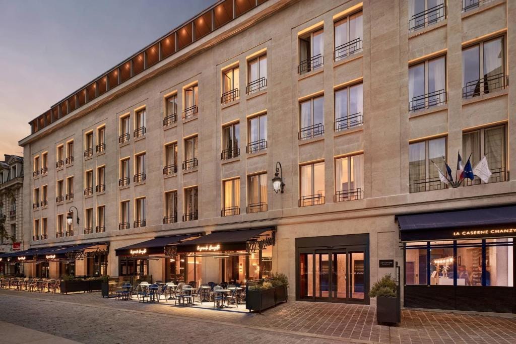 La Caserne Chanzy Hotel & Spa, Autograph Collection — 2