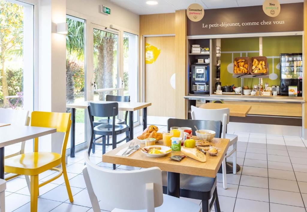 B&B HOTEL Rennes Ouest Villejean 3 étoiles — 4