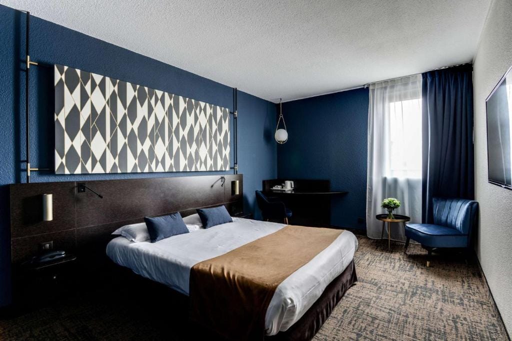 Brit Hotel Du Stade Rennes Ouest — 1