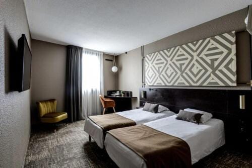 Brit Hotel Du Stade Rennes Ouest — 2