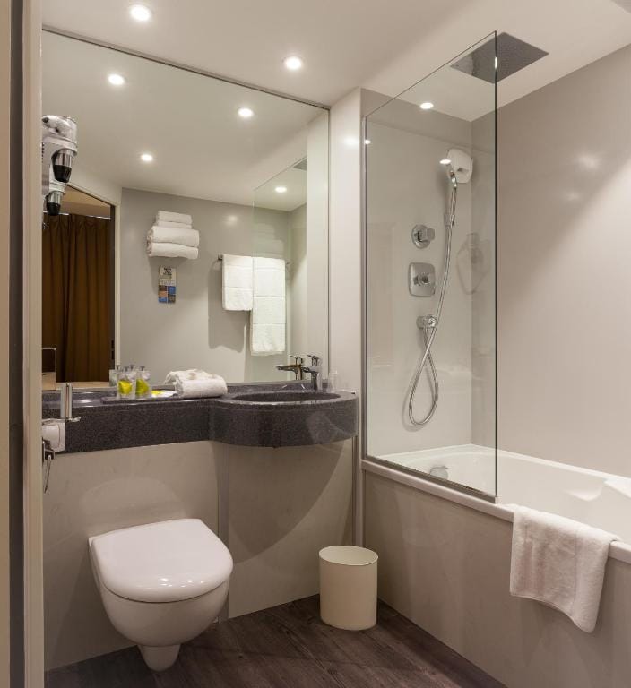 Hôtel Kyriad Rennes Centre Gare — 3