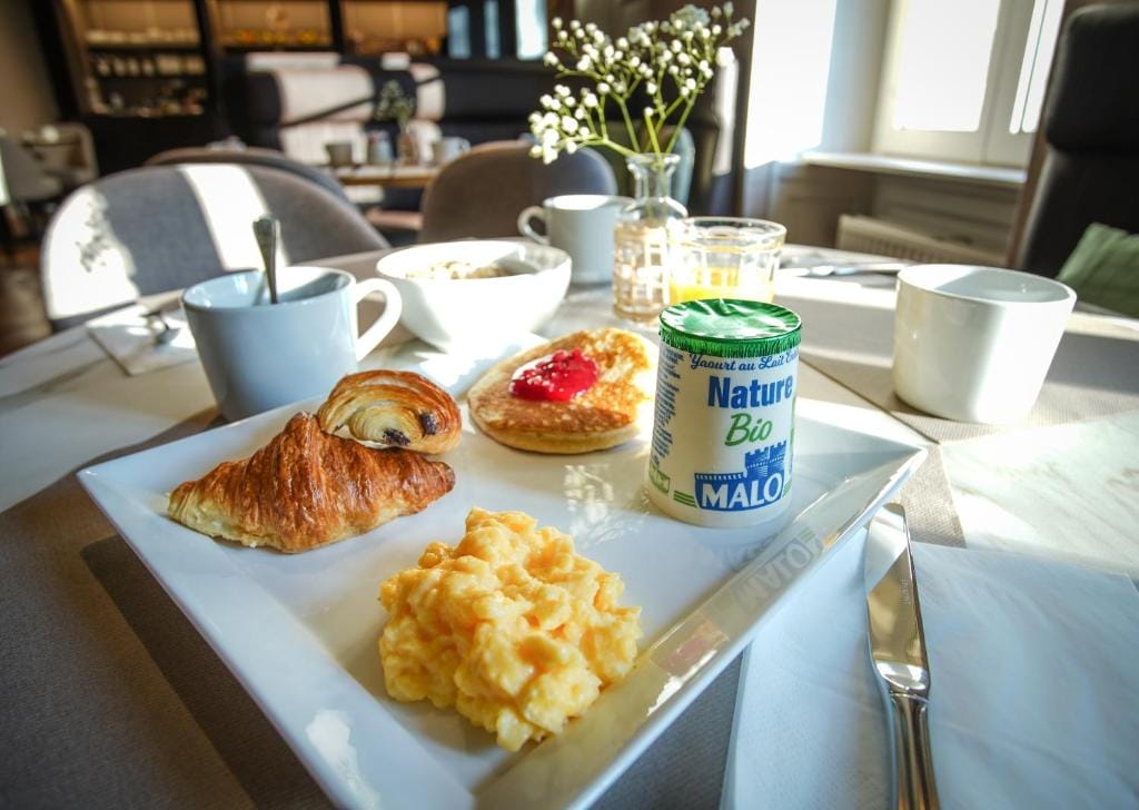 Mercure Rennes Centre Place Bretagne — 3