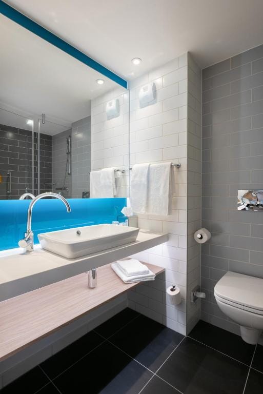 Holiday Inn Express - Rouen Centre - Rive Gauche by IHG — 3