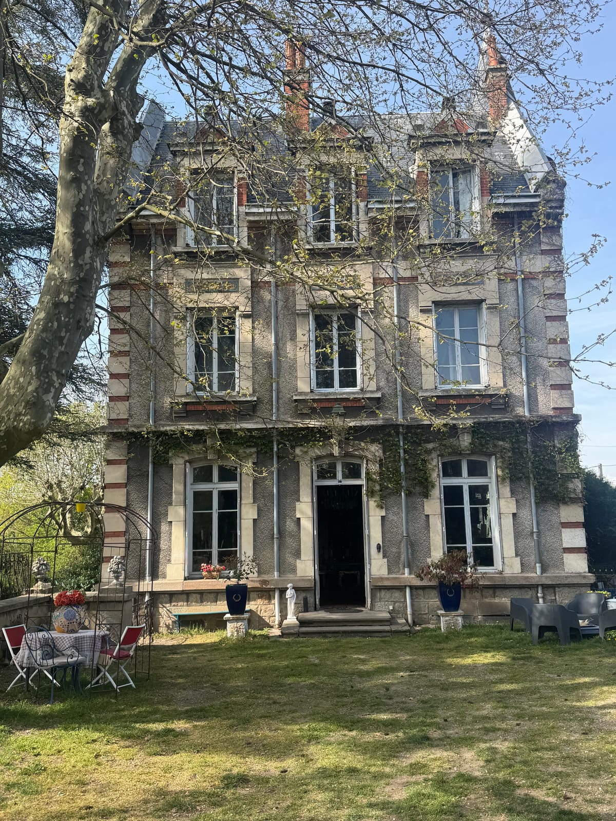 Castle Monteux — 2