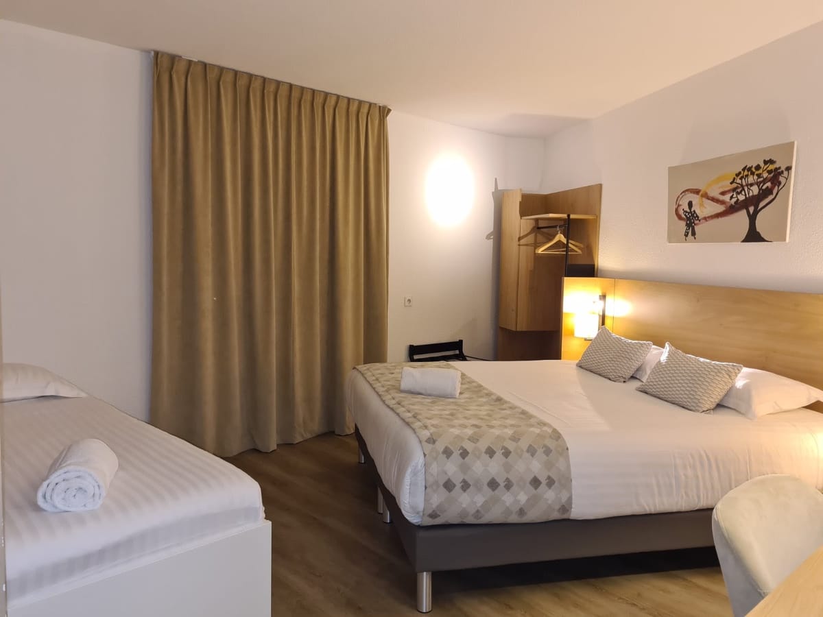 Hotel Austria — 2