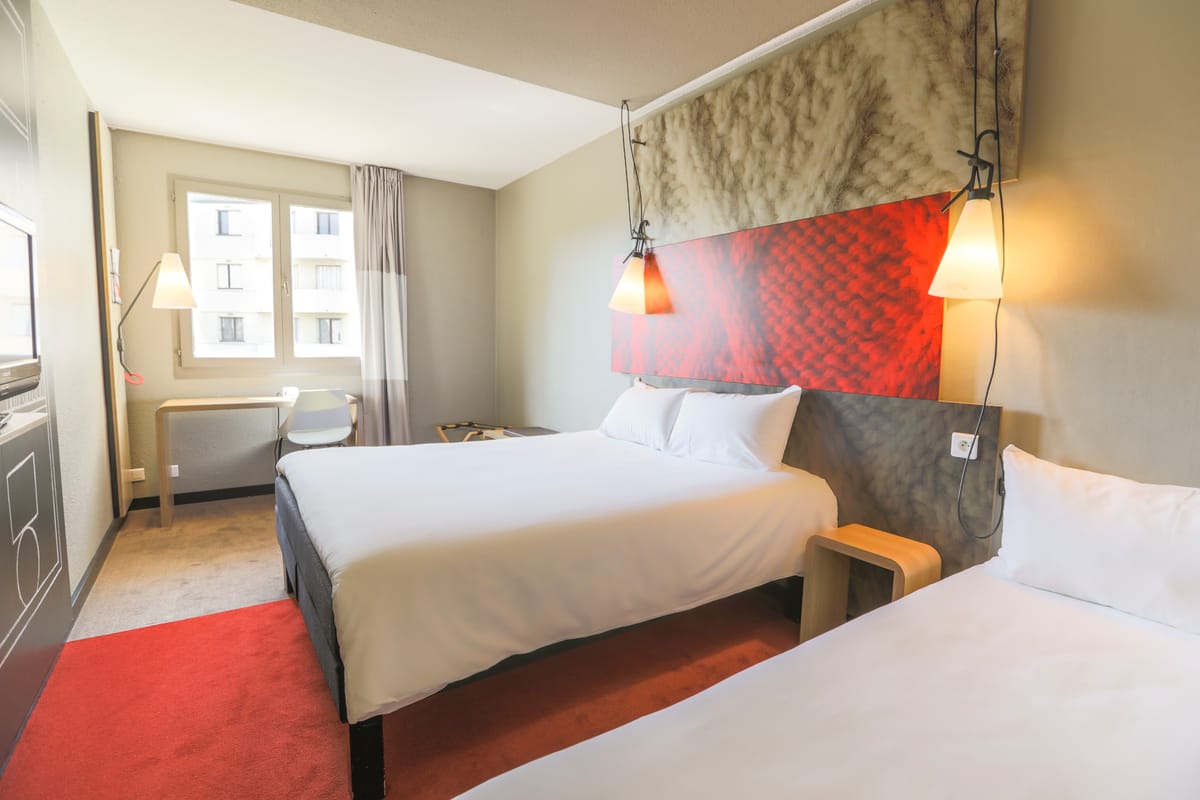 ibis Saint-Étienne - La Terrasse — 3