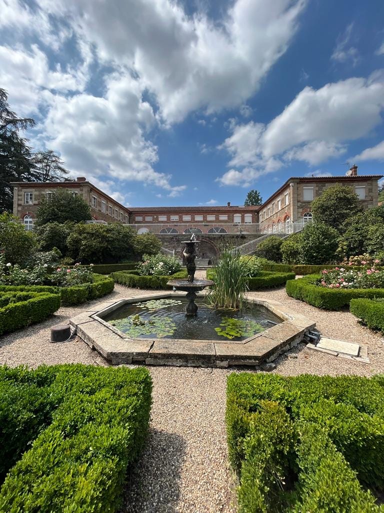 Logis de Nantas — 1