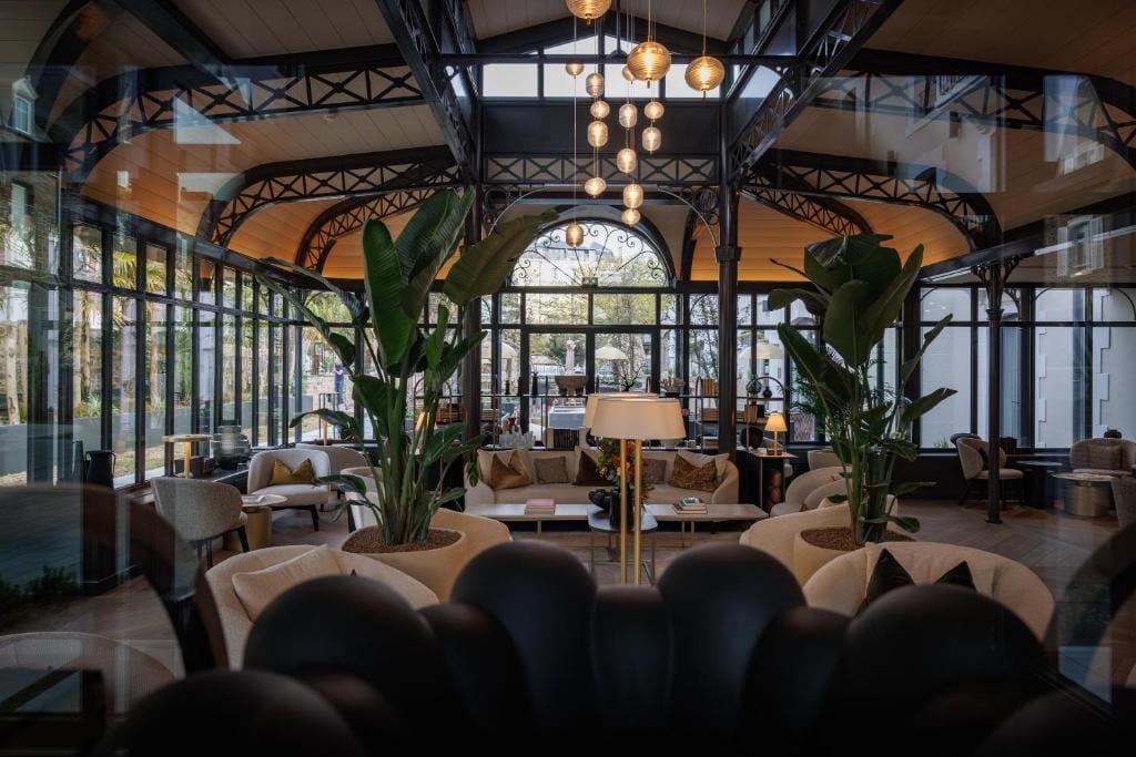Grand Hotel de Courtoisville — 5
