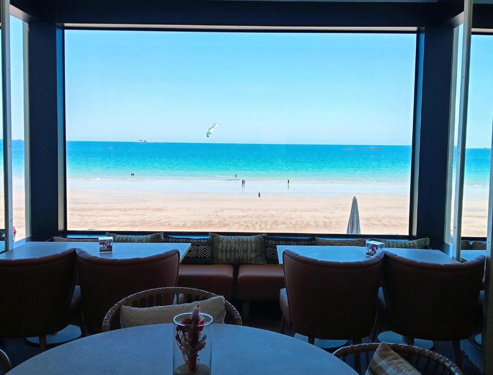Hôtel Alba Saint-Malo Plage du Sillon — 1