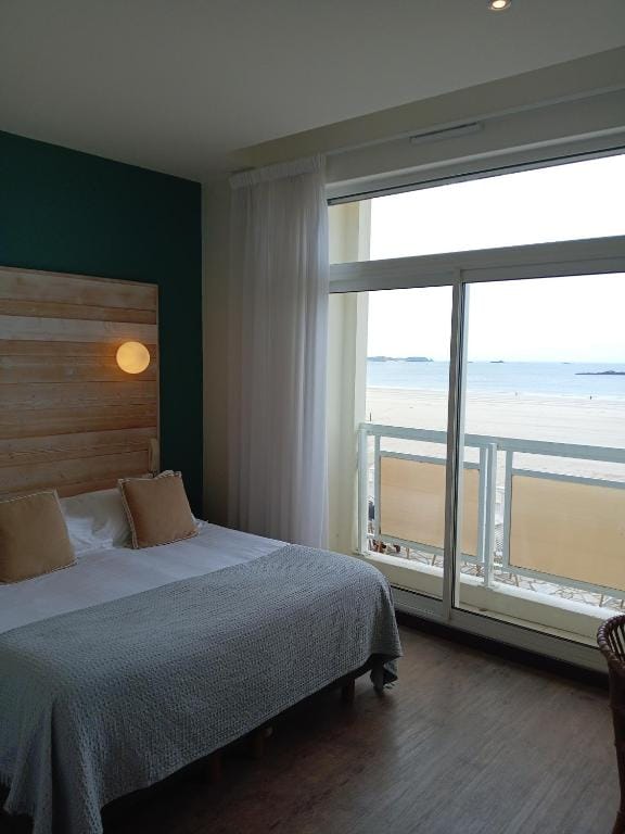 Hôtel Alba Saint-Malo Plage du Sillon — 5