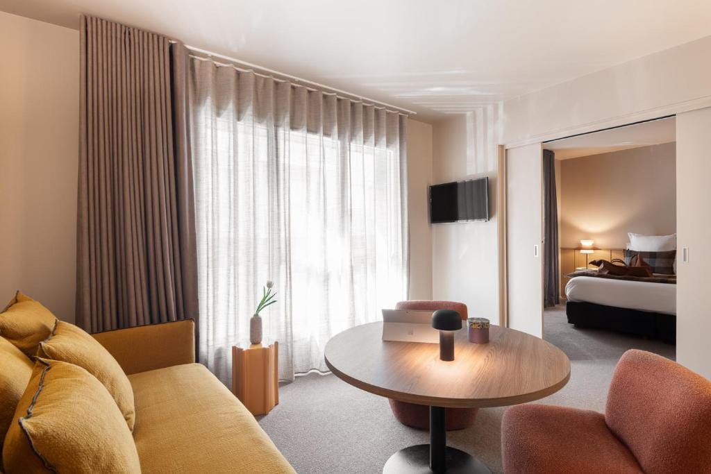 Hôtel L'Adresse — 4