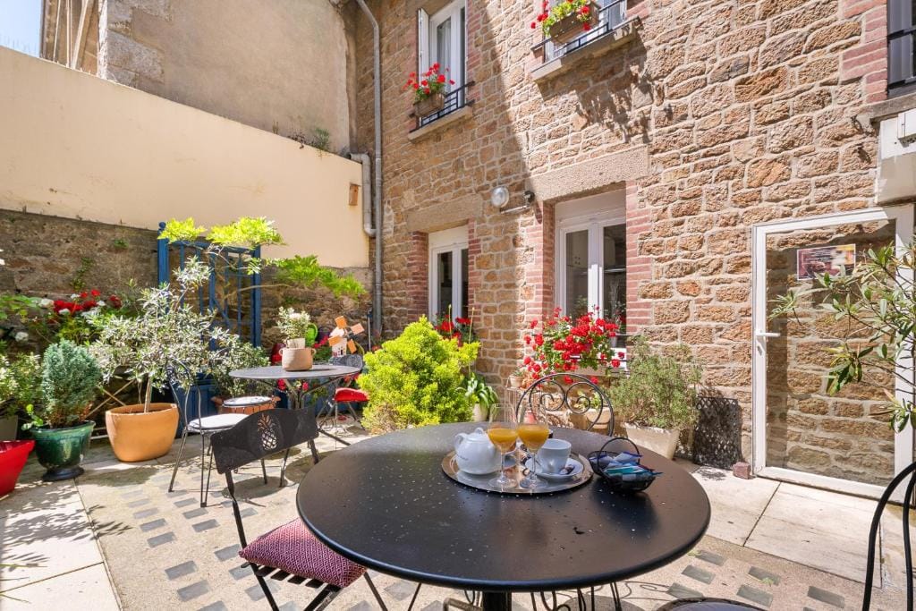 Hôtel Quic en Groigne — 1