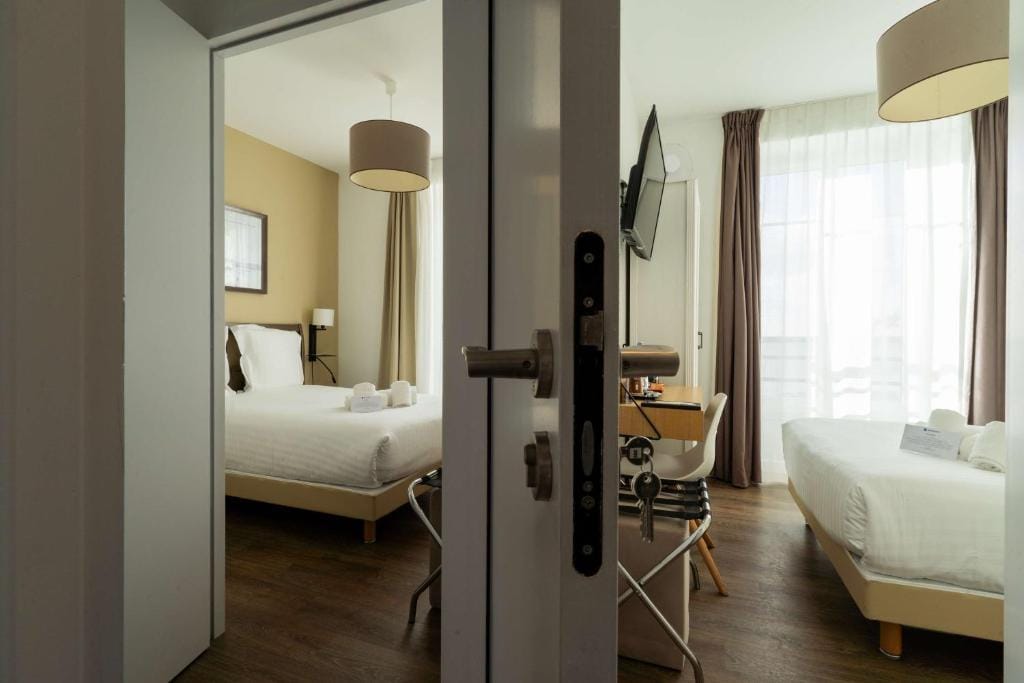 Best Western Hotel De La Plage Saint Marc sur Mer — 5