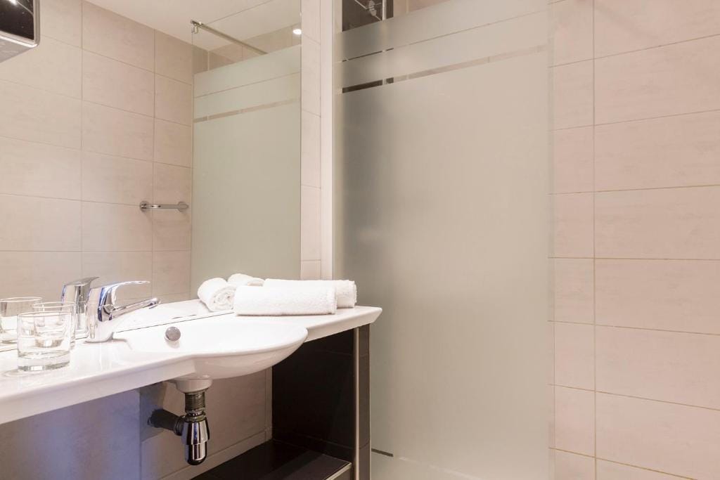 Logis Hotels, Hôtel Aquilon, Saint-Nazaire — 3