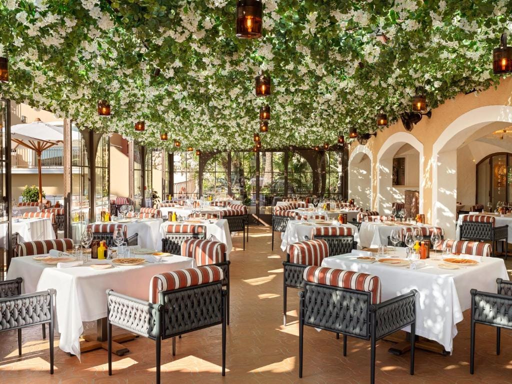 Hotel Byblos Saint-Tropez — 4