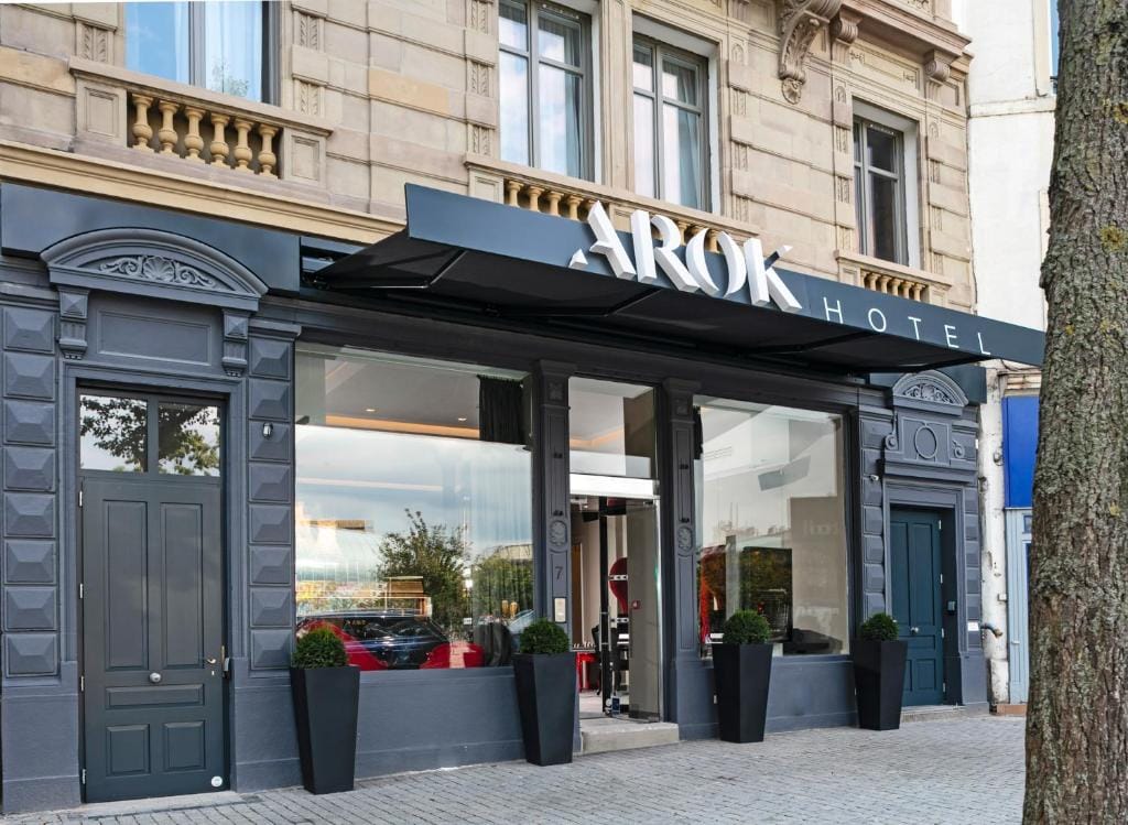 Hotel Arok — 2