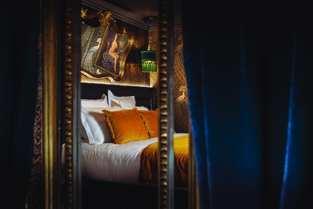 Madame C - Hôtel Particulier — 1