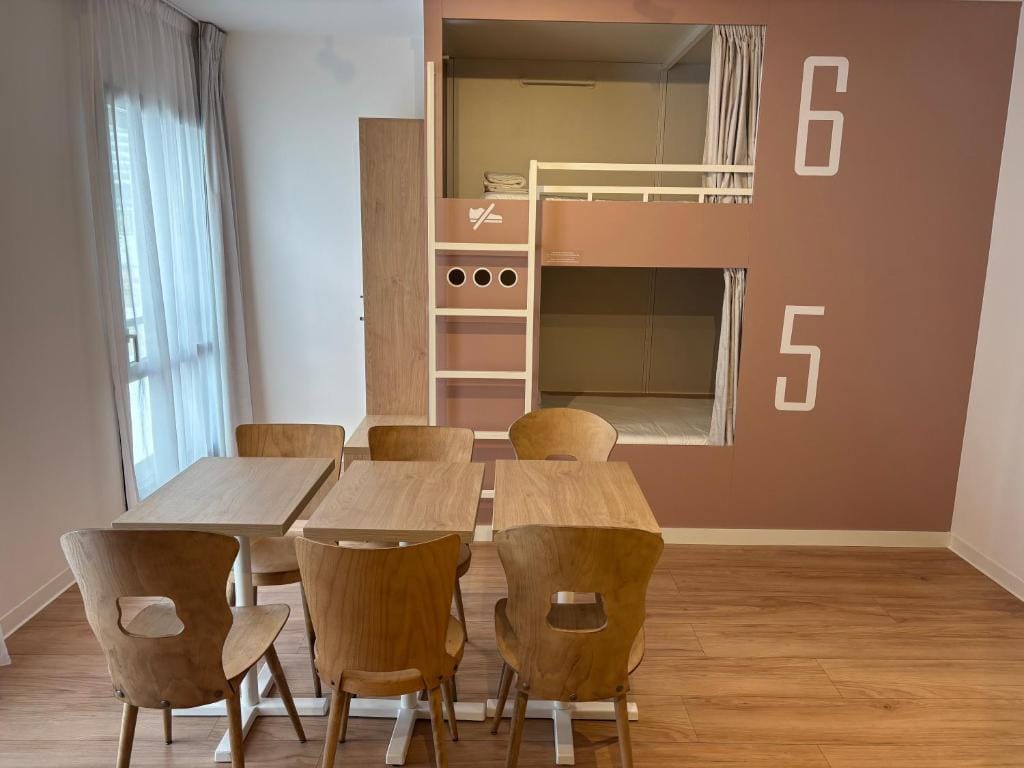 Apparthotel Privilodges Toulon Centre Gare — 4