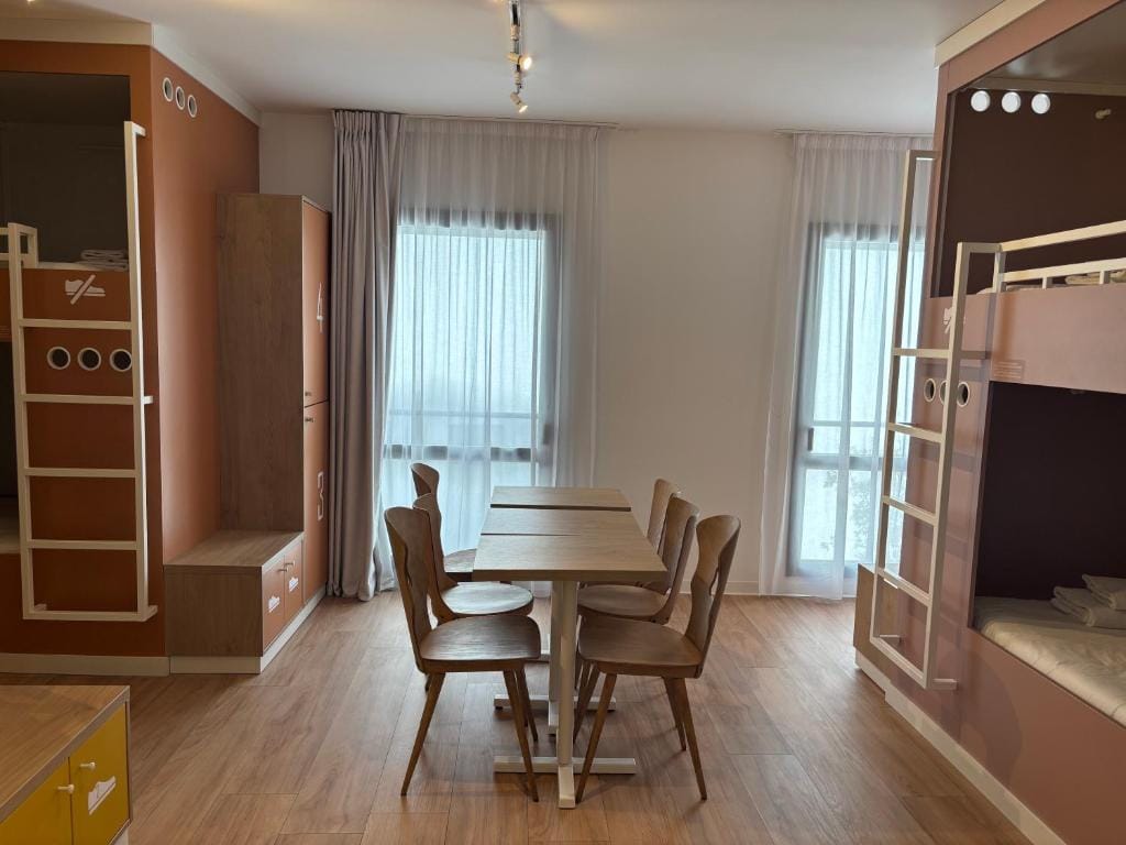 Apparthotel Privilodges Toulon Centre Gare — 5