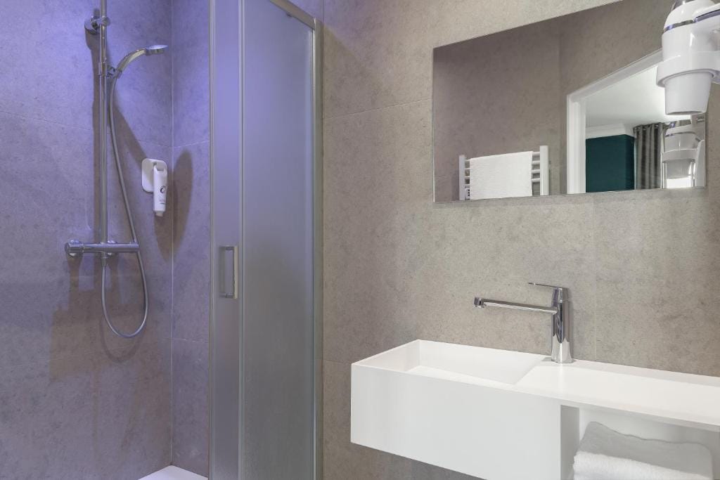 Grand Hôtel de la Gare Toulon - Boutique Hôtel — 3