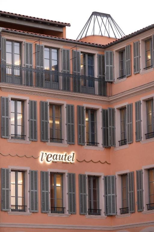 L'Eautel Toulon Centre Port — 2