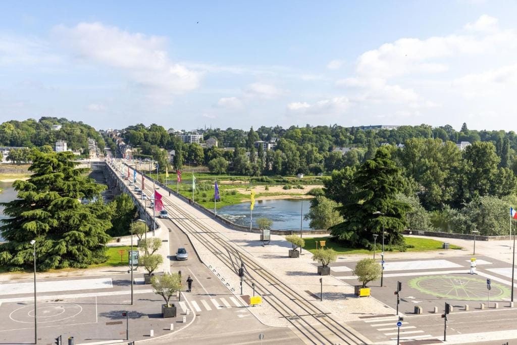 Hampton by Hilton Tours Centre, France — 5