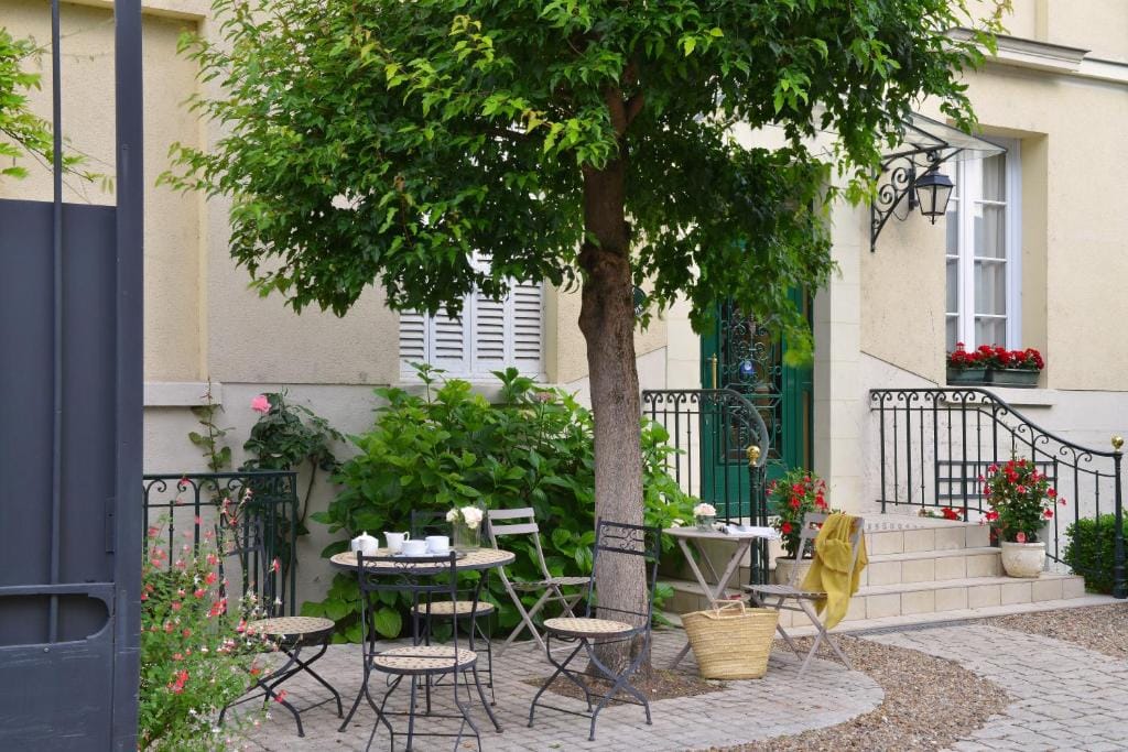 Hôtel Du Manoir — 1