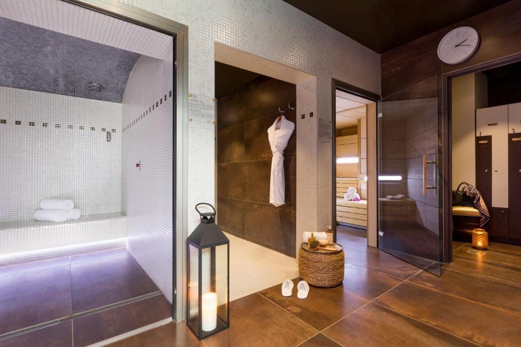Best Western Premier de La Poste & Spa — 2