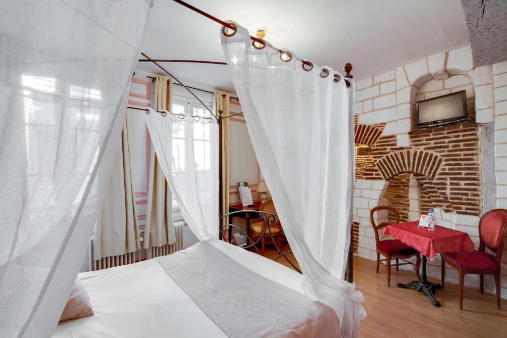 Brit Hotel Comtes De Champagne - Troyes Centre Historique — 5