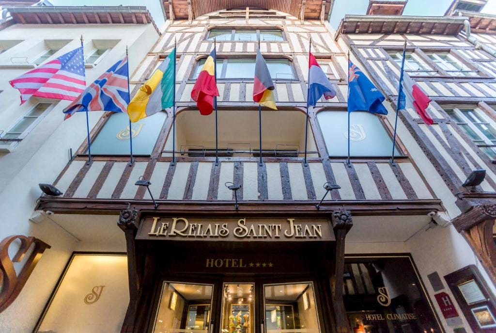 Hotel Relais Saint Jean Troyes — 5