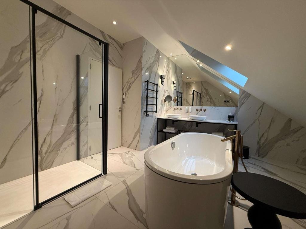 La Licorne Hotel & Spa Troyes - MGallery Collection — 3
