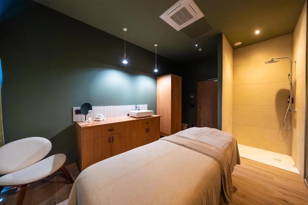 Best Western Premier Clos Syrah Hotel & Spa — 3