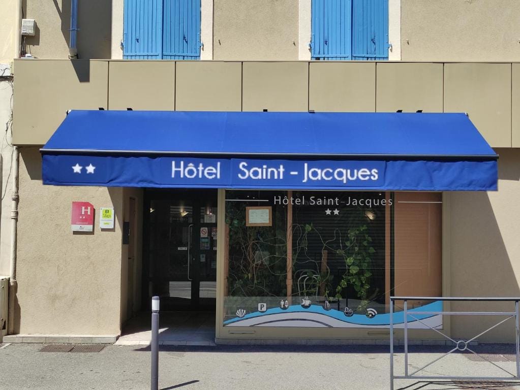 Logis Hôtel Saint Jacques — 1
