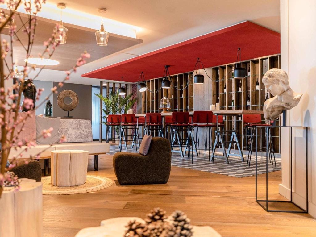 Mercure Valence — 5