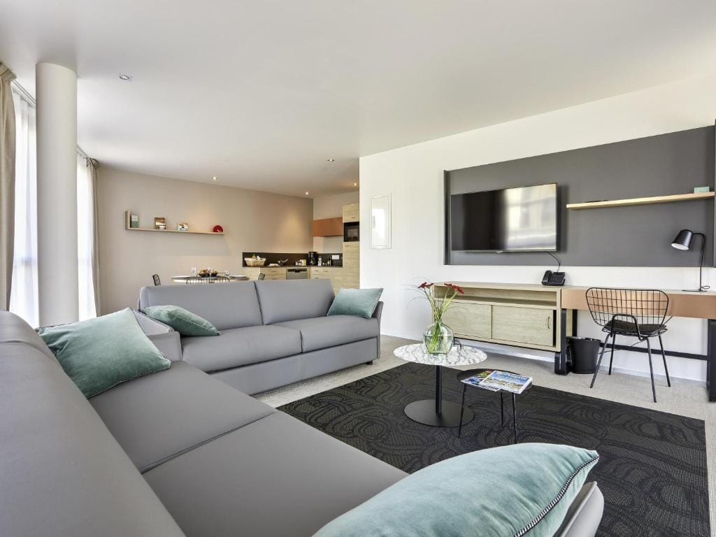 Aparthotel & Spa Adagio Vannes — 4