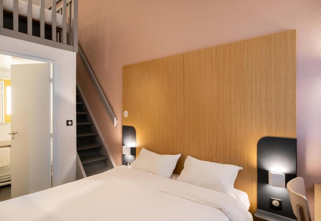 B&B HOTEL Vannes Est Golfe du Morbihan — 4