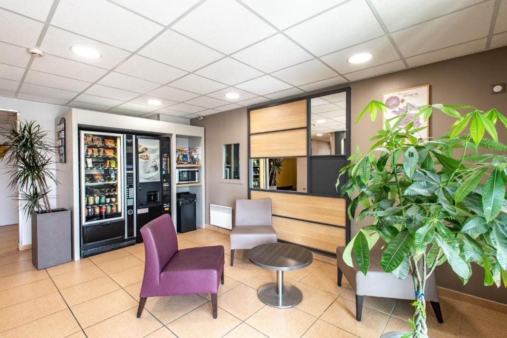 B&B HOTEL Vannes Ouest Golfe du Morbihan — 4