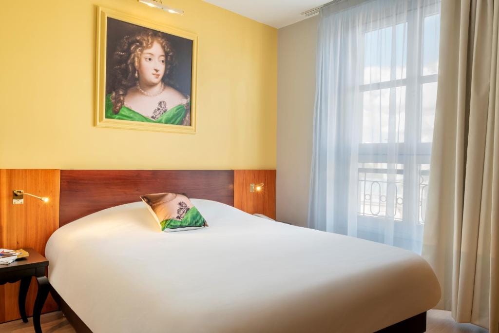 Hotel des Lys — 1