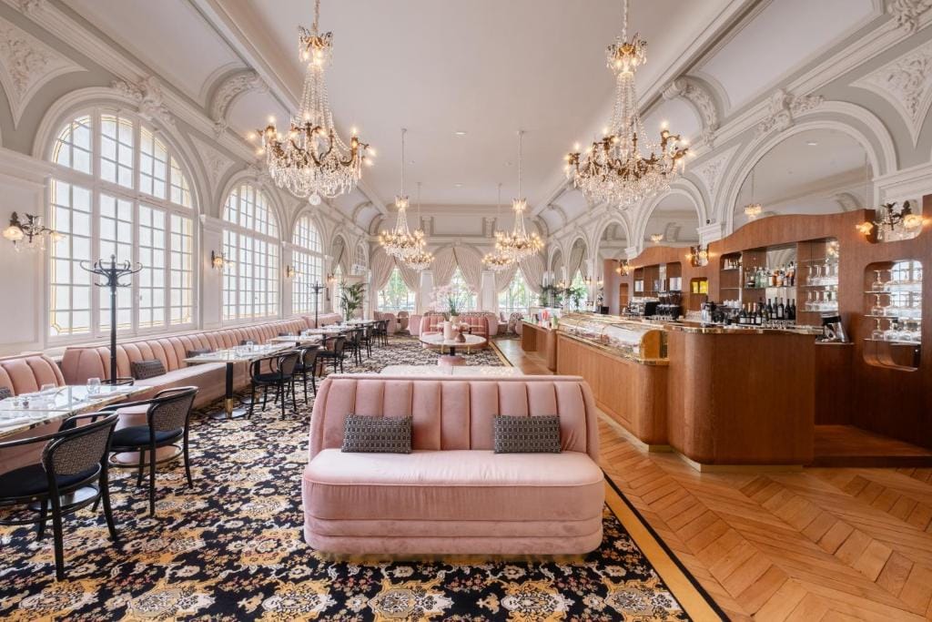Hôtel Les Lumières - Relais & Châteaux — 2