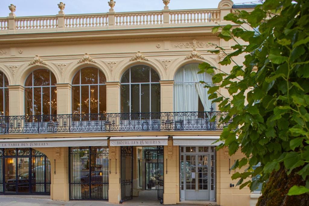 Hôtel Les Lumières - Relais & Châteaux — 4