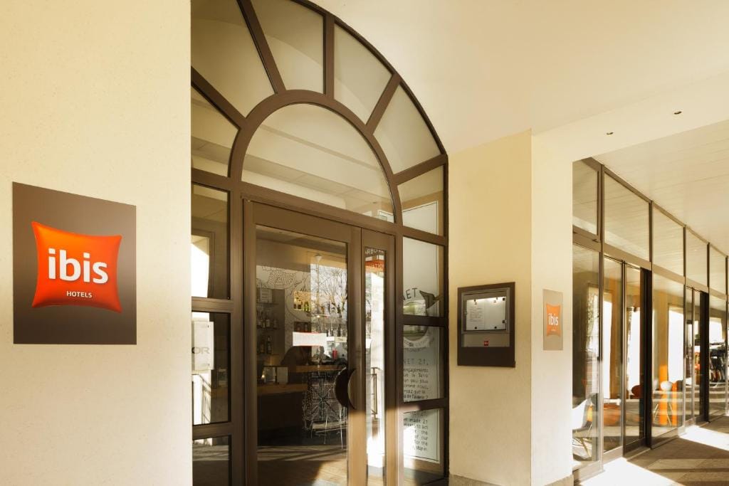 ibis Versailles Château — 5