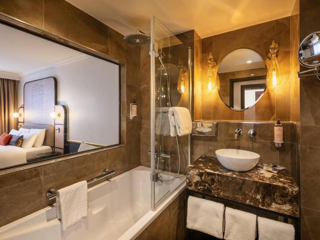 Mercure Versailles Paris Ouest — 3